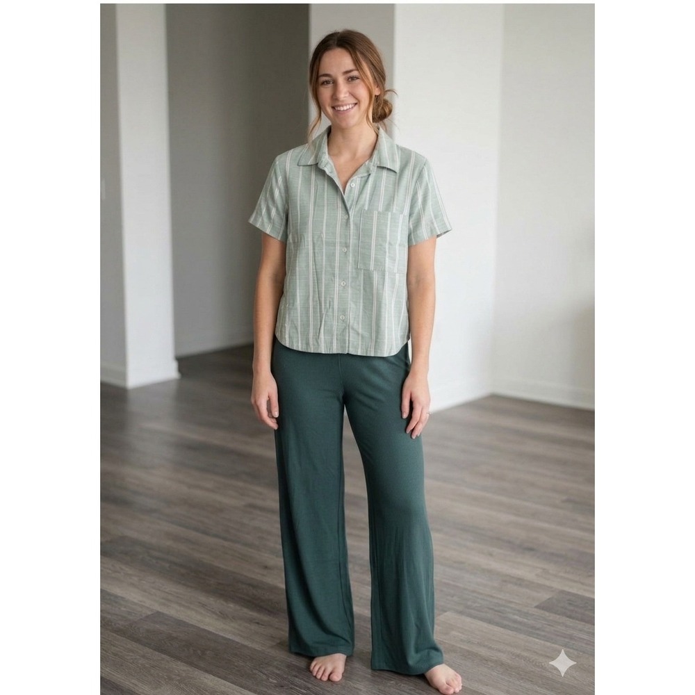 Women's Size XS Auden Sleepwear Cozy Green 2 piece Pajama Set Pants & Top